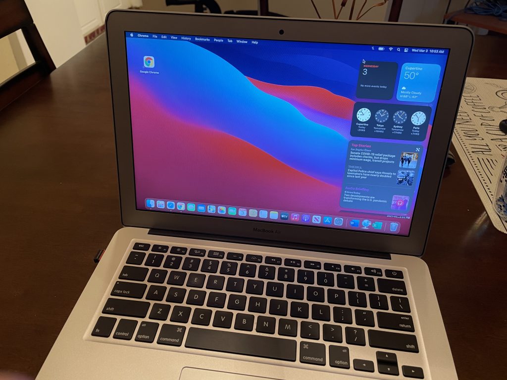 Apple Macbook Air (13-inch, 2017) Review
